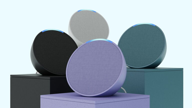 Alto-falante inteligente Echo Pop em formato de meia esfera